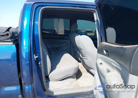 2008 Toyota Tacoma Prerunner V6 z USA, uszkodzony, nr VIN 5TEKU72NX8Z551627